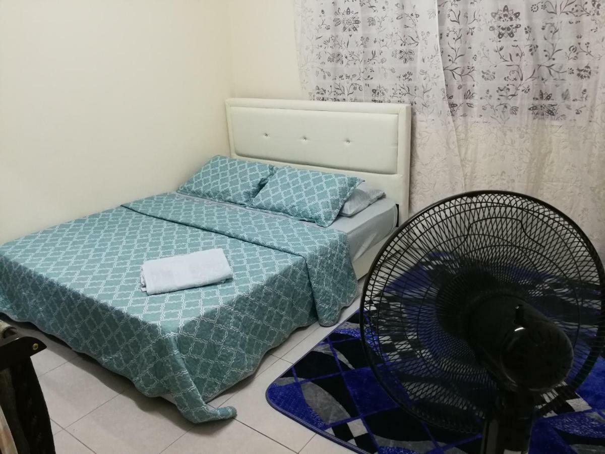 טנג'ונג מלים A1-04-03 Damiana Apartment מראה חיצוני תמונה