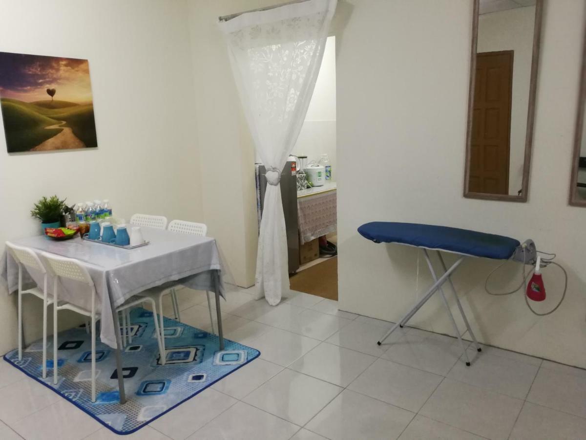 טנג'ונג מלים A1-04-03 Damiana Apartment מראה חיצוני תמונה